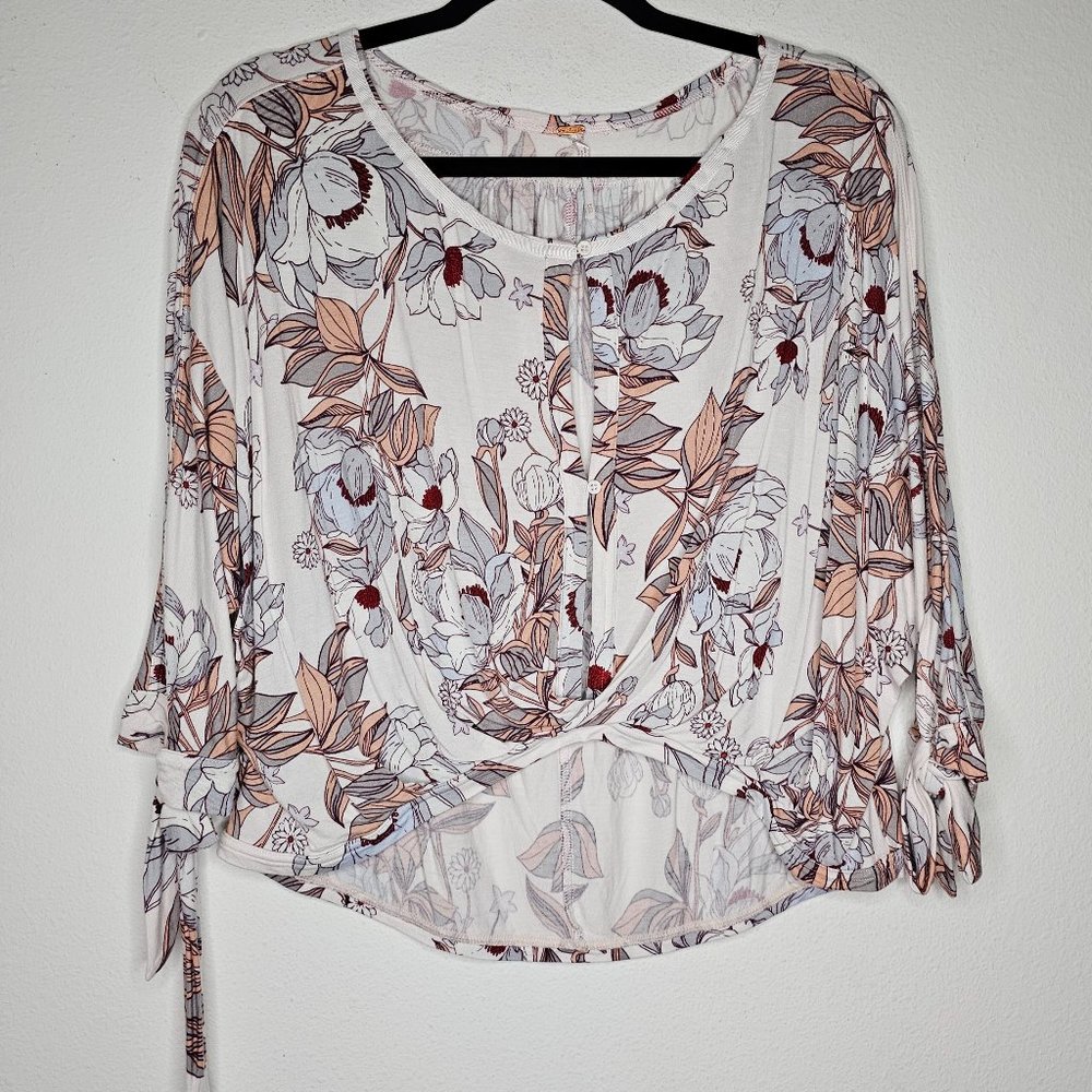 NWOT Free People Women's White/Floral Blouse Size X-Small